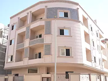 Apartment with Garden For sale - 3 rooms - floor 1
