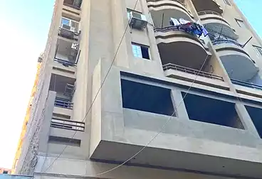 شقق للبيع - 3 غرف - بالدور 8