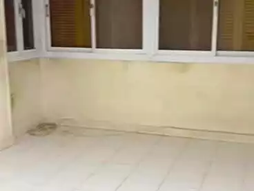 شقق للبيع - 3 غرف - بالدور 1