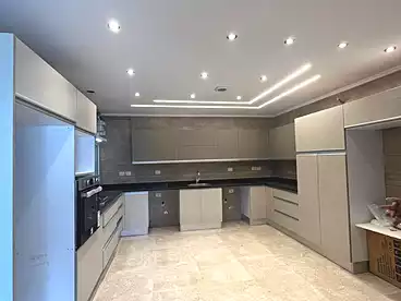 عقارات للبيع - 3 غرف - بالدور 2