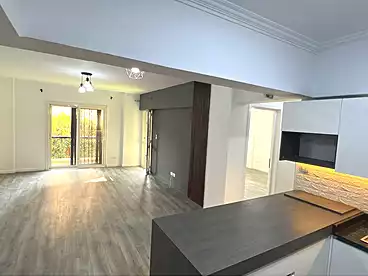 شقق للإيجار - 2 غرف - بالدور 0