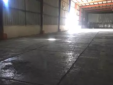 تجاري للإيجار