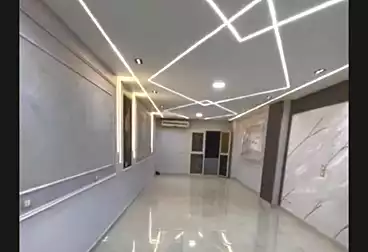 شقق للإيجار - 3 غرف - بالدور 8