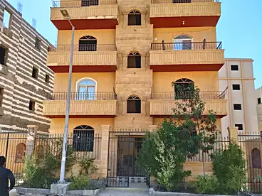 عقارات للبيع - 3 غرف - بالدور 0