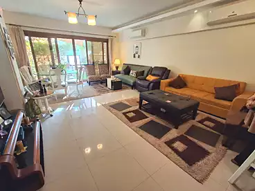 فلل للبيع - 5 غرف