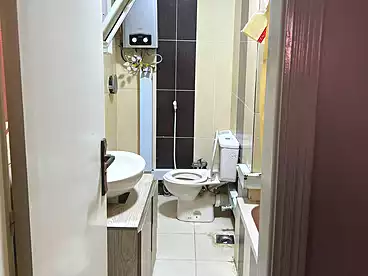 عقارات للبيع في شارع أمين الرفاعي، القرية السياحية الرابعه، 120 متر