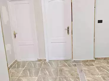 Apartments For sale - 2 rooms - floor 1