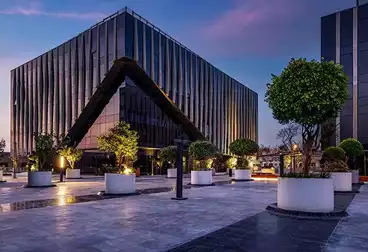 مكاتب للبيع - 3 غرف - بالدور 2