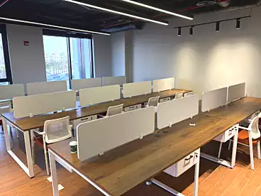 Administrative For rent - 3 rooms - floor 2