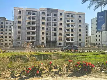 Apartments For sale - 2 rooms - floor 5