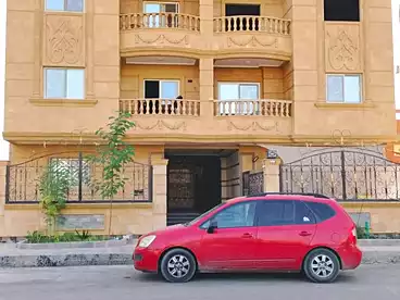 شقق للبيع - 2 غرف - بالدور 4