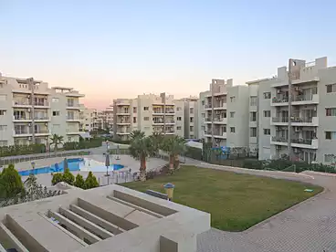 Apartments For sale - 3 rooms - floor 1