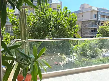 شقق مفروشة للبيع - 2 غرف - بالدور 1