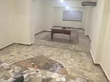 مخازن للبيع