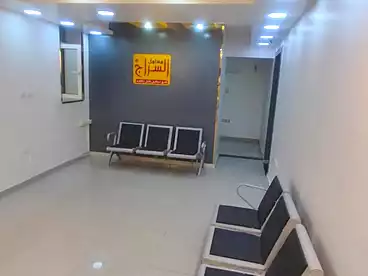 شقق للإيجار - 3 غرف - بالدور 4