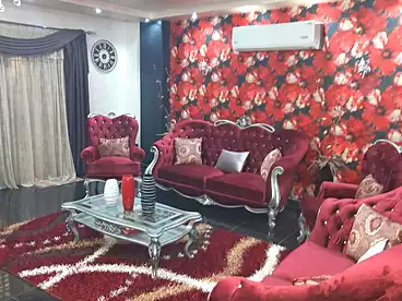 دوبلكس بحديقة للبيع - 5 غرف - بالدور 1