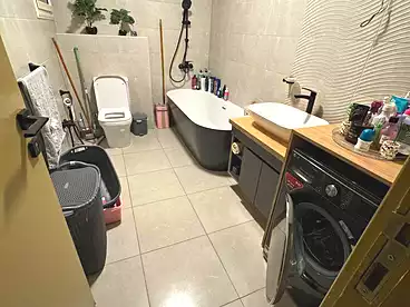 عقارات للبيع - 3 غرف - بالدور 10