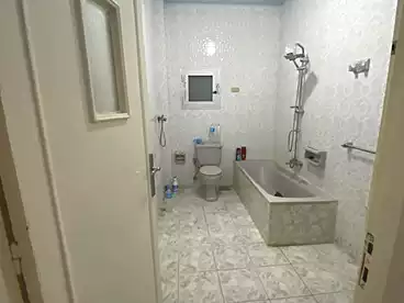 Apartments For rent - 3 rooms - floor 5