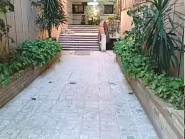 شقق للبيع - 3 غرف - بالدور 1