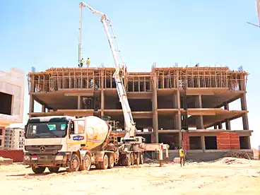 شقق للبيع - 3 غرف - بالدور 1
