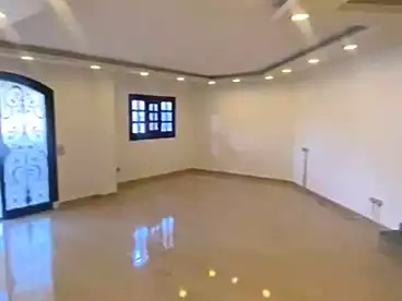 عقارات للإيجار - 3 غرف - بالدور 4