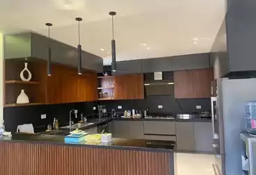 روف للبيع - 4 غرف - بالدور 4