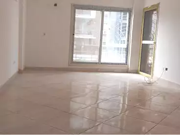 شقق للبيع - 3 غرف - بالدور 2