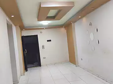 Apartments For rent - 3 rooms - floor 5