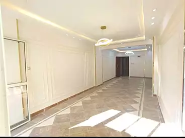 Apartments For sale - 2 rooms - floor 5