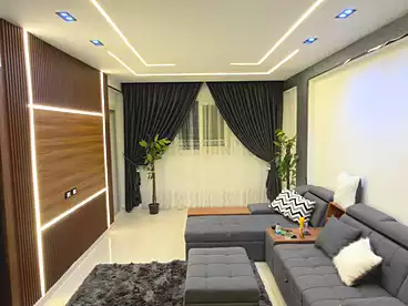 عقارات للبيع - 3 غرف - بالدور 10