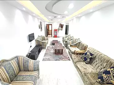 شقق للبيع - 3 غرف - بالدور 17