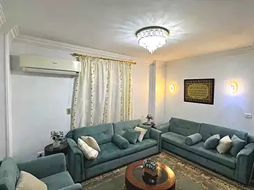 شقق مفروشة للبيع - 4 غرف - بالدور 1