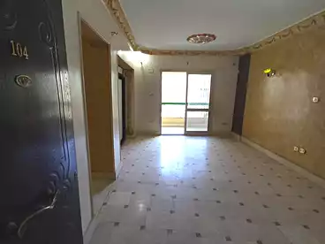 Apartments For sale in Eighth Neighborhood, El Sheikh Zayed, 114 sqm