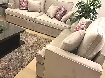 Private للإيجار