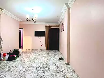 شقق للإيجار - 2 غرف - بالدور 8