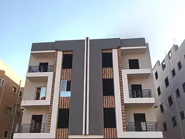 Apartments For sale - 5 rooms - floor 0