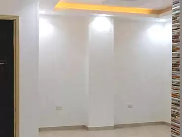 شقق للبيع - 2 غرف - بالدور 8