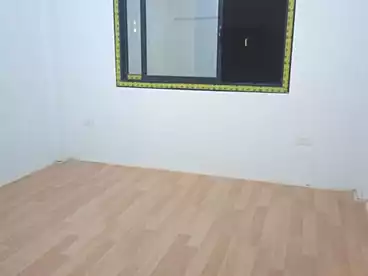 Apartments For sale - 2 rooms - floor 4