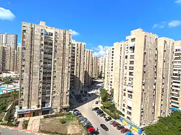 شقق للبيع - 3 غرف - بالدور 10