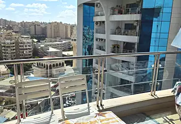 شقق للبيع - 3 غرف - بالدور 1