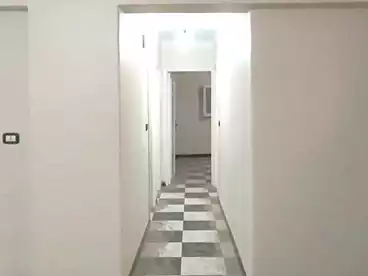 عقارات للبيع في إمتداد عثمان محرم، باكوس، 130 متر