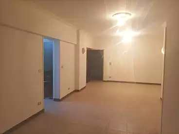 Apartments For sale - 2 rooms - floor 8