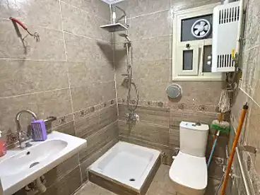Apartments For sale in Mostafa Basha St, El Zaytoun El Sharkeya, 120 sqm