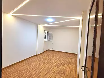 عقارات للبيع - 3 غرف - بالدور 15
