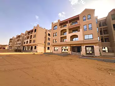 شقق للبيع - 3 غرف - بالدور 1