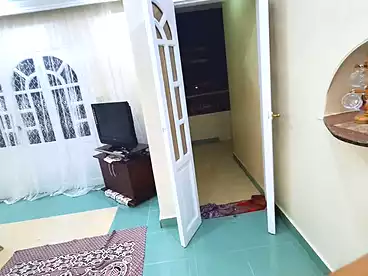شقق للبيع في اللبيني، فيصل، 220 متر