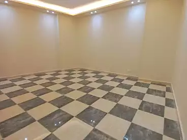 شقق للبيع في شارع أمين خيرت الغندور، ميامي، 100 متر
