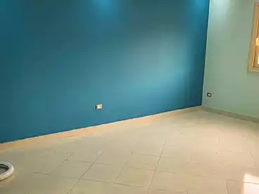 Apartments For sale in El-Khashab Canal, Hadayek Helwan, 140 sqm