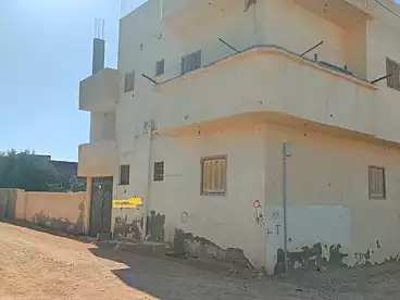 منزل / بيت للبيع - 7 غرف