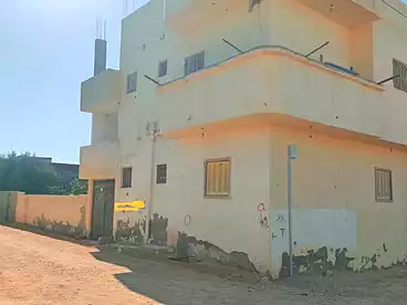منزل / بيت للبيع - 7 غرف